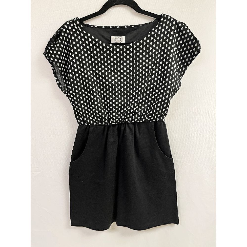 Sweet Storm Womens Lined Cap Sleeve Crew neck Mini Dress Black Polka Dots Medium